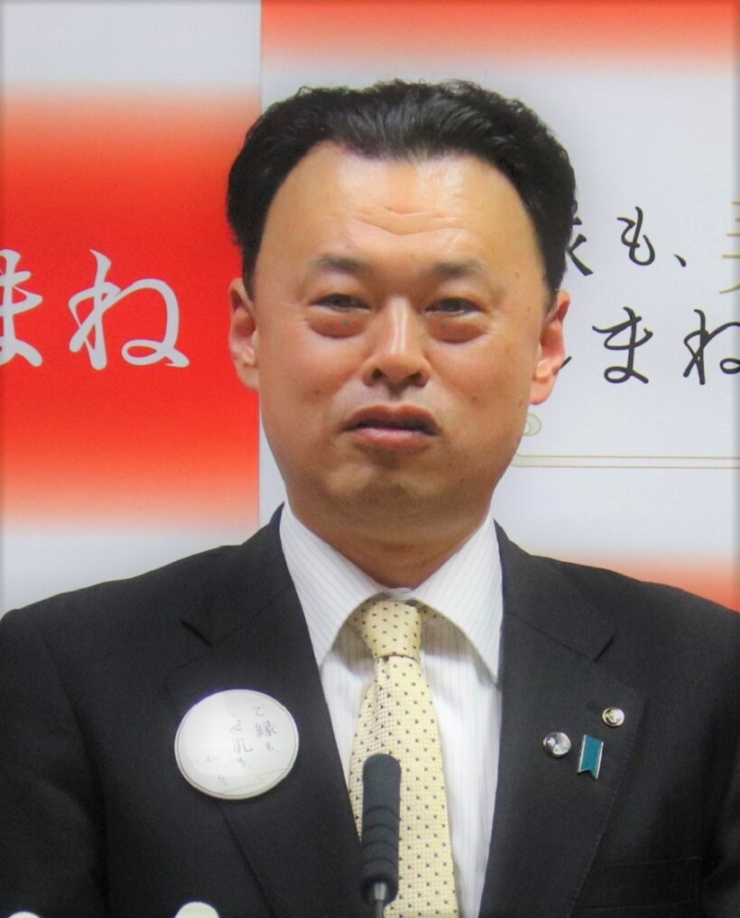 丸山達也知事　かつら